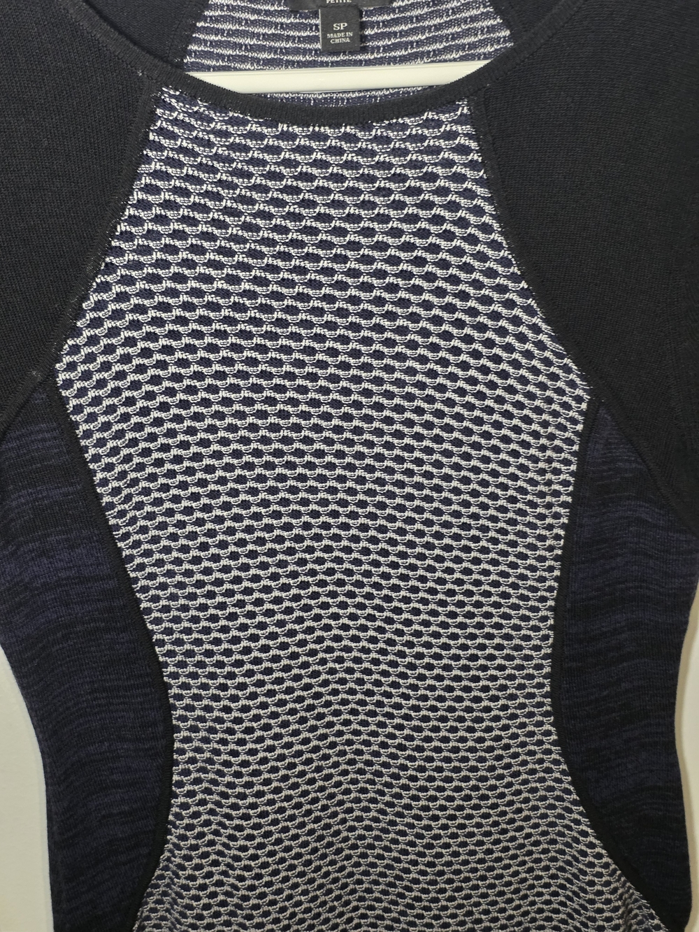 Ann Taylor Black and White Patterned Knit Sheath Dress - Picture 4 of 8